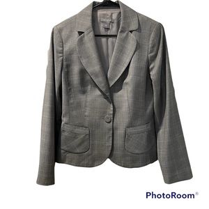 Ann Taylor Blazer Women’s Lapels Two Buttons Front Pockets Size 6 Wool Grey